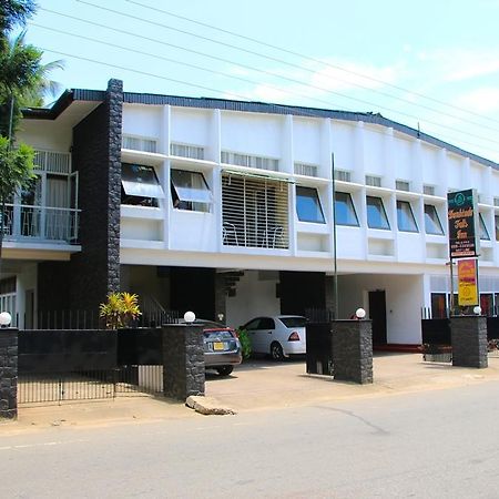 Dunhinda Falls Inn バドゥッラ エクステリア 写真